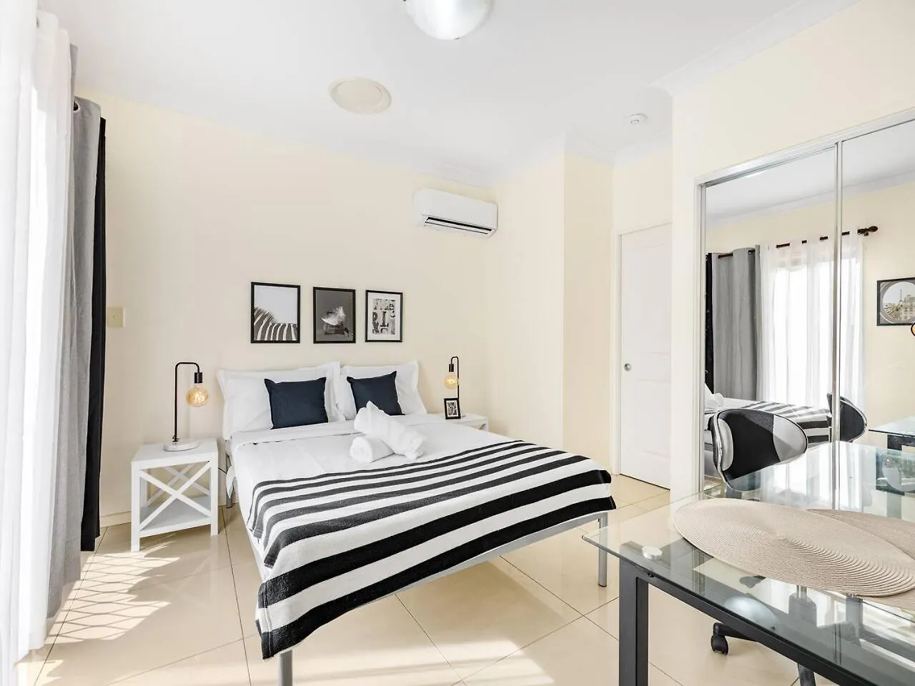 Holiday home Lovely Tiny Home At Sunnybank Cbd On Street Parking Brisbane